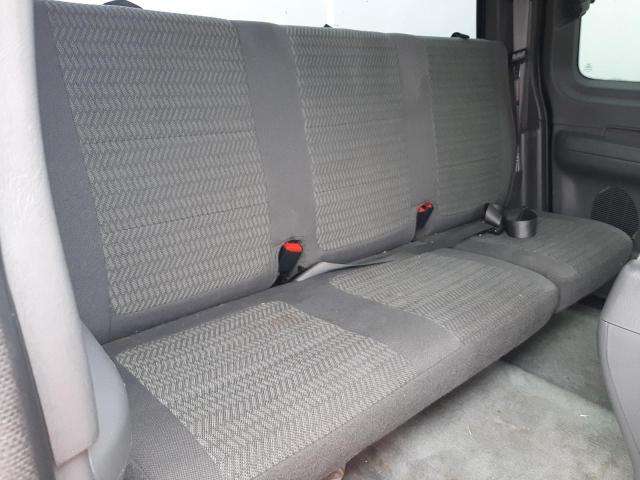 Photo 10 from auction – 2002 FORD F150 with VIN 1FTRX07L92KA03828