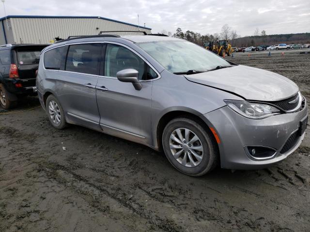 Photo 4 from auction – 2017 CHRYSLER PACIFICA T with VIN 2C4RC1BG2HR587818