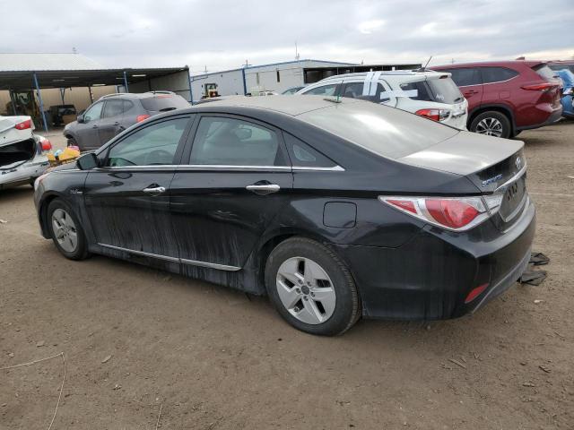 Photo 2 from auction – 2012 HYUNDAI SONATA HYB with VIN KMHEC4A44CA058841