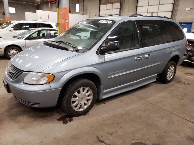 CHRYSLER TOWN & COU 2003 with VIN 2C4GP44L83R322028 - Photo from auction