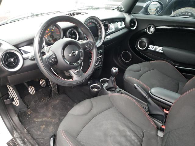 Photo 8 from auction – 2013 MINI COOPER CLU with VIN WMWMH9C58DT377439
