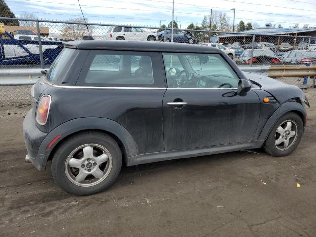 Photo 3 from auction – 2009 MINI COOPER with VIN WMWMF33529TW73986