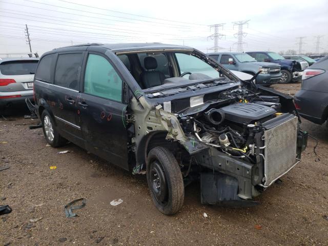 Photo 4 from auction – 2016 CHRYSLER TOWN & COU with VIN 2C4RC1BG8GR267532