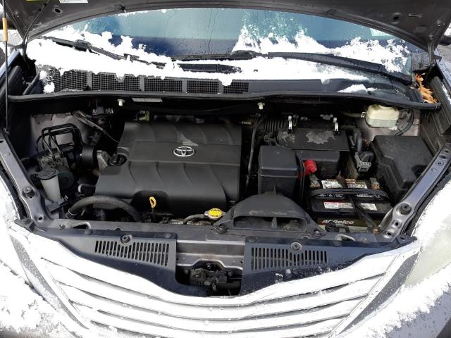 Photo 11 from auction – 2014 TOYOTA SIENNA XLE with VIN 5TDDK3DCXES084348