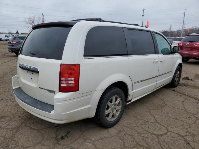Photo 3 from auction – 2010 CHRYSLER TOWN & COU with VIN 2A4RR5D18AR104489