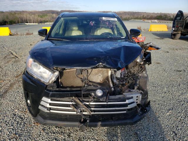 Photo 5 from auction – 2018 TOYOTA HIGHLANDER with VIN 5TDKZRFHXJS539529