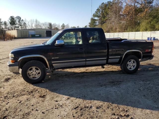 CHEVROLET SILVERADO 2000 with VIN 1GCEK19T9YE122910 - Photo from auction