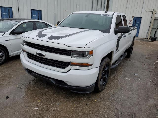 CHEVROLET SILVERADO 2018 with VIN 1GCRCPEC9JZ121780 - Photo from auction