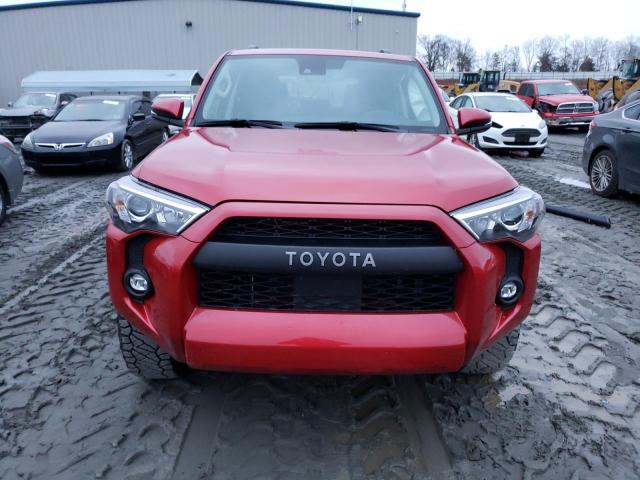 Photo 5 from auction – 2022 TOYOTA 4RUNNER SR with VIN JTEFU5JRXN5254619