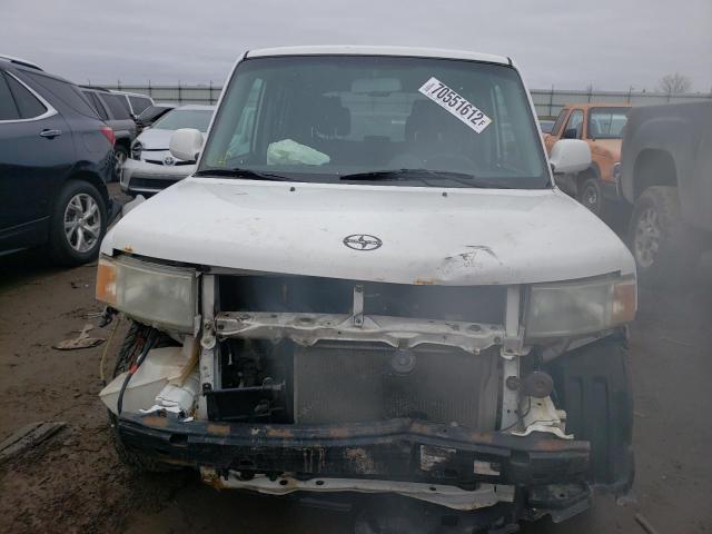 Photo 5 from auction – 2004 TOYOTA SCION XB with VIN JTLKT324940151270