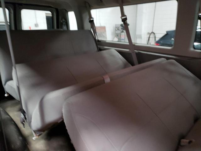Photo 11 from auction – 2006 FORD ECONOLINE with VIN 1FBSS31L16DA18381