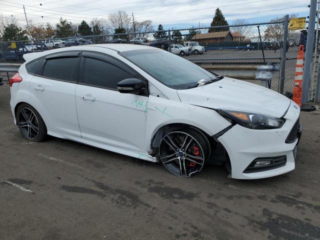 Photo 4 from auction – 2016 FORD FOCUS ST with VIN 1FADP3L90GL238261