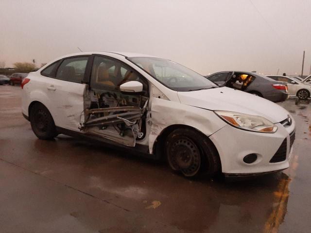 Photo 4 from auction – 2014 FORD FOCUS SE with VIN 1FADP3F29EL229456