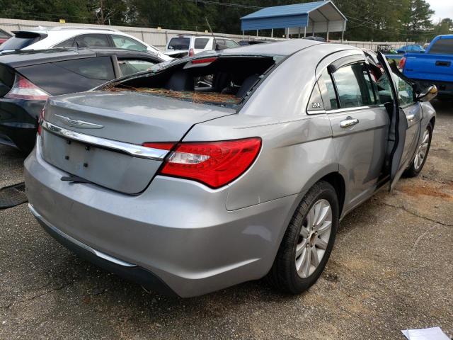 Photo 3 from auction – 2013 CHRYSLER 200 LIMITE with VIN 1C3CCBCGXDN649536