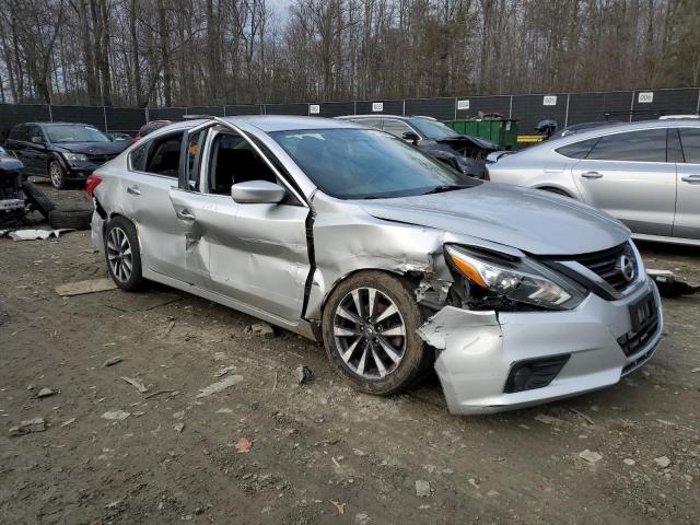 Zdjęcie 4 z aukcji – 2017 NISSAN ALTIMA 2.5 z VIN 1N4AL3AP1HC243115