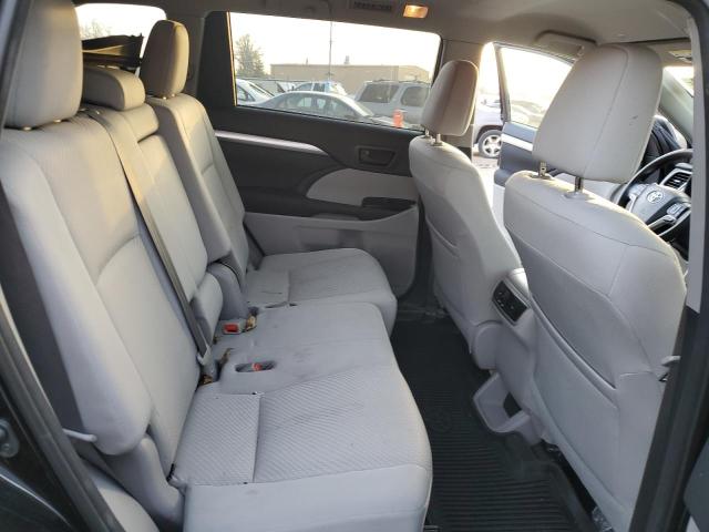 Zdjęcie 11 z aukcji – 2018 TOYOTA HIGHLANDER z VIN 5TDZARFH3JS041808