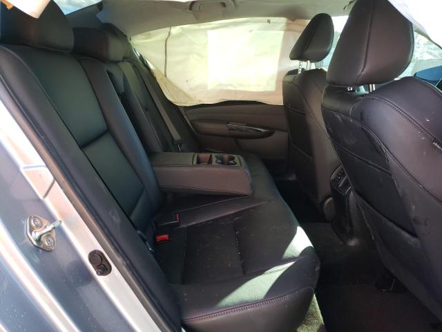 Photo 10 from auction – 2018 ACURA TLX with VIN 19UUB1F30JA007997