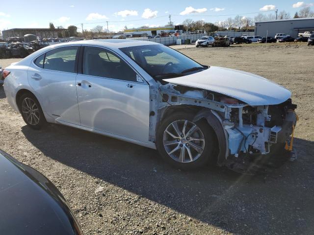 Photo 4 from auction – 2017 LEXUS ES 300H with VIN JTHBW1GGXH2139955