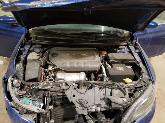 Photo 11 from auction – 2015 CHRYSLER 200 LIMITE with VIN 1C3CCCAB5FN662923