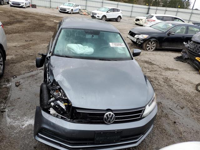 Photo 5 from auction – 2017 VOLKSWAGEN JETTA S with VIN 3VW2B7AJ6HM339709