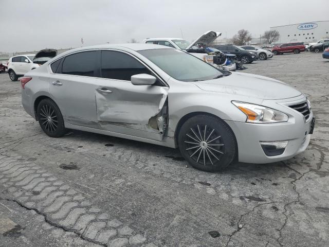 Photo 4 from auction – 2013 NISSAN ALTIMA 2.5 with VIN 1N4AL3AP9DN520480