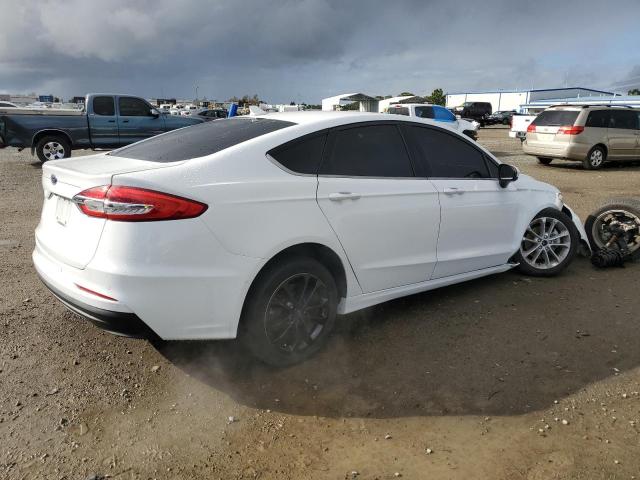 Photo 3 from auction – 2019 FORD FUSION SE with VIN 3FA6P0LU2KR151838