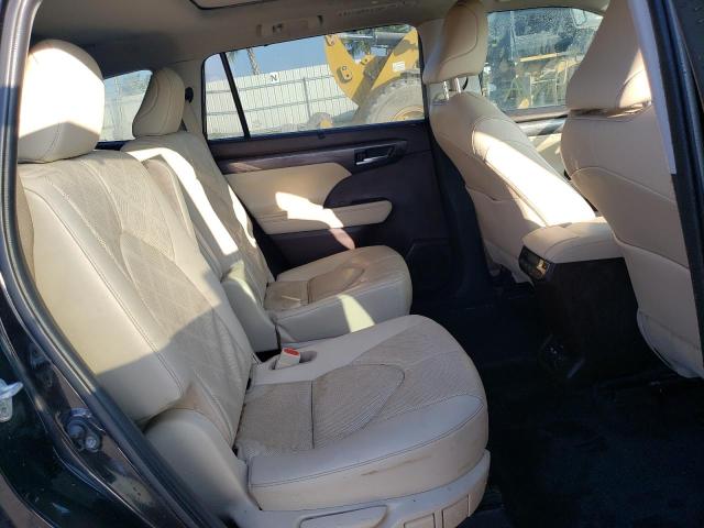 Photo 6 from auction – 2021 TOYOTA HIGHLANDER with VIN 5TDFZRAH5MS070850