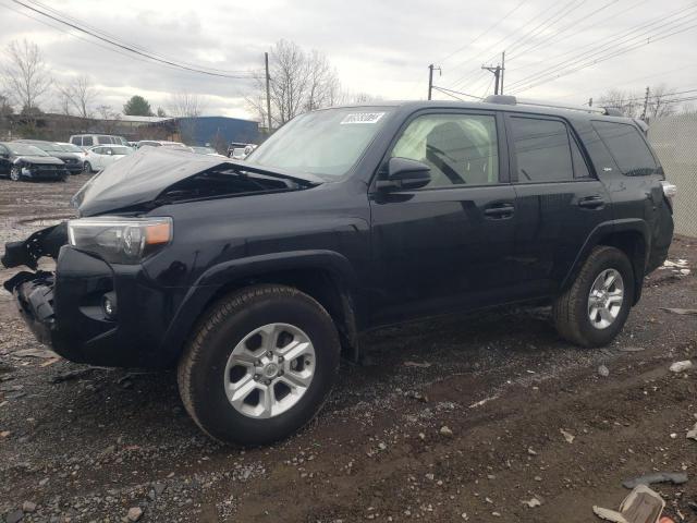 TOYOTA 4RUNNER SR 2022 with VIN JTEMU5JR6N6006935 - Photo from auction