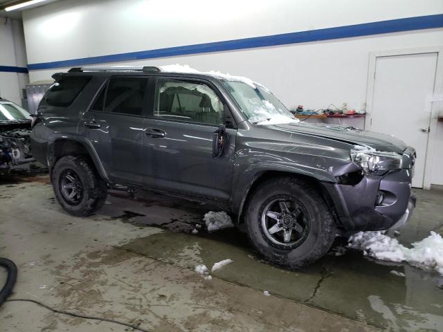 Photo 4 from auction – 2016 TOYOTA 4RUNNER SR with VIN JTEBU5JR2G5309789