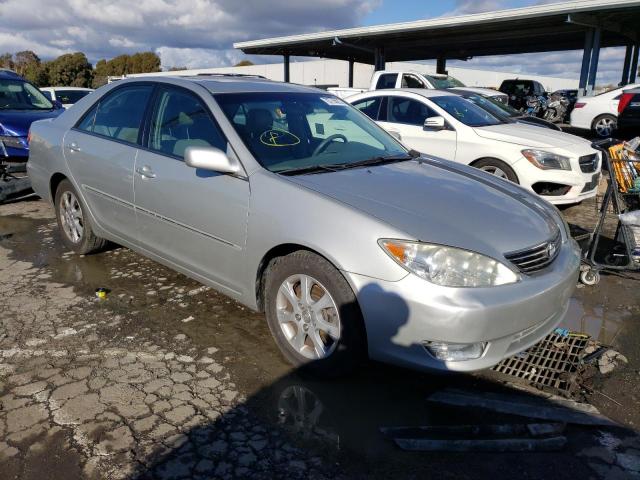 Photo 4 from auction – 2005 TOYOTA CAMRY LE with VIN 4T1BF30KX5U100922
