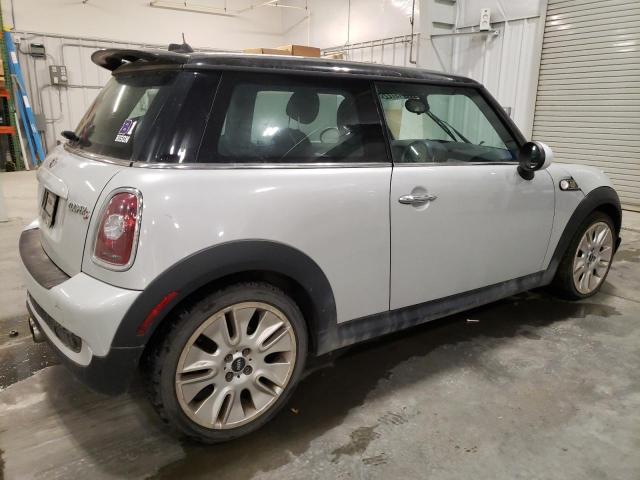 Photo 3 from auction – 2010 MINI COOPER S with VIN WMWMF7C59ATW89615