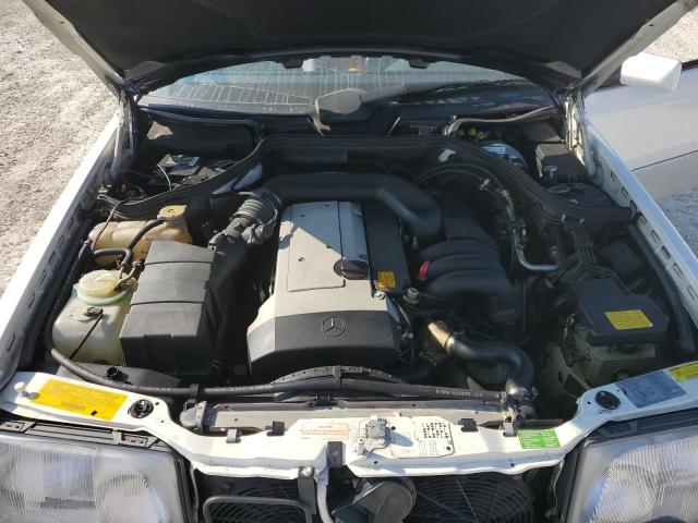 Photo 11 from auction – 1995 MERCEDES-BENZ E 320 with VIN WDBEA66E5SC172906