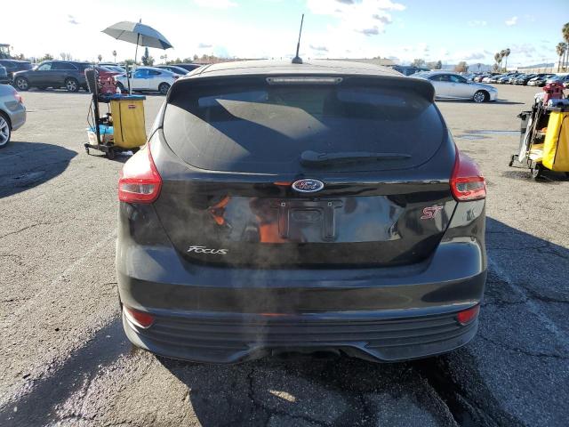Photo 6 from auction – 2017 FORD FOCUS ST with VIN 1FADP3L97HL237576