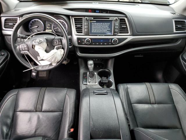 Photo 8 from auction – 2018 TOYOTA HIGHLANDER with VIN 5TDJZRFH5JS536954