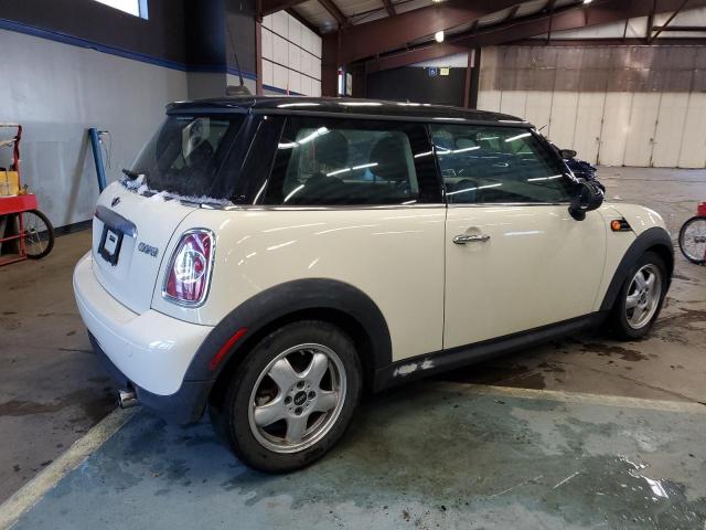 Photo 3 from auction – 2011 MINI COOPER with VIN WMWSU3C54BT097580