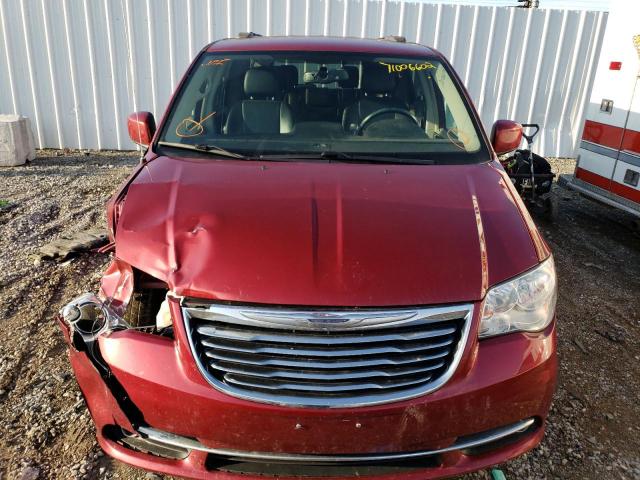 Photo 5 from auction – 2016 CHRYSLER TOWN & COU with VIN 2C4RC1BG4GR287633