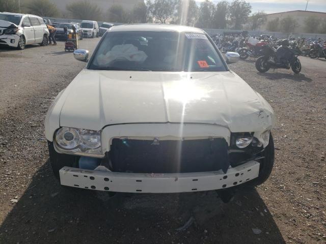 Photo 5 from auction – 2009 CHRYSLER 300C with VIN 2C3KA63T29H628489