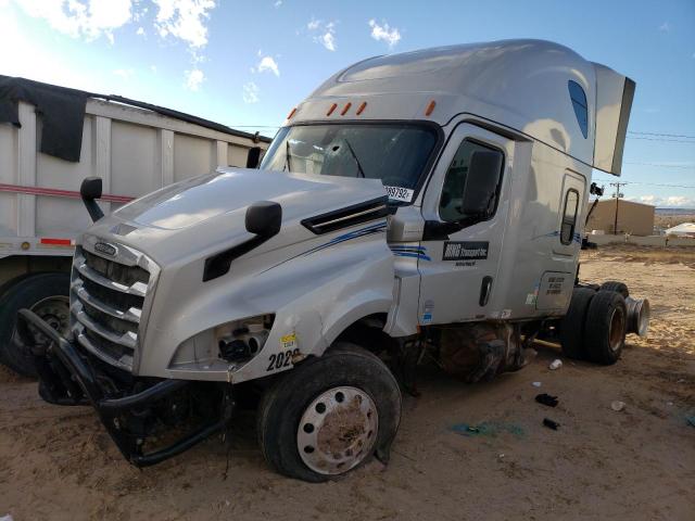 Photo 2 from auction – 2019 FREIGHTLINER CASCADIA 1 with VIN 3AKJHHDR6KSHU6040
