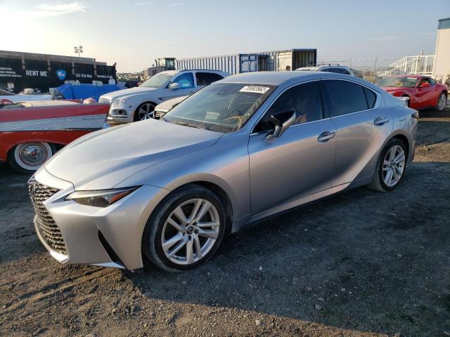 LEXUS IS 300 2021 مع رقم تعريف المركبة JTHAA1D28M5112796 - صورة من المزاد