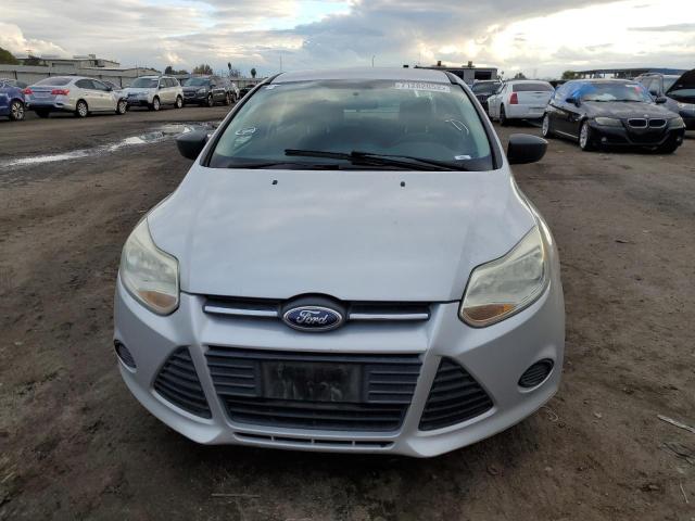 Zdjęcie 5 z aukcji – 2013 FORD FOCUS S z VIN 1FADP3E25DL145148