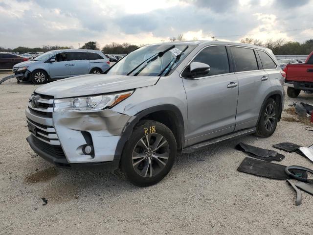 TOYOTA HIGHLANDER 2018 with VIN 5TDZZRFH0JS251825 - Photo from auction