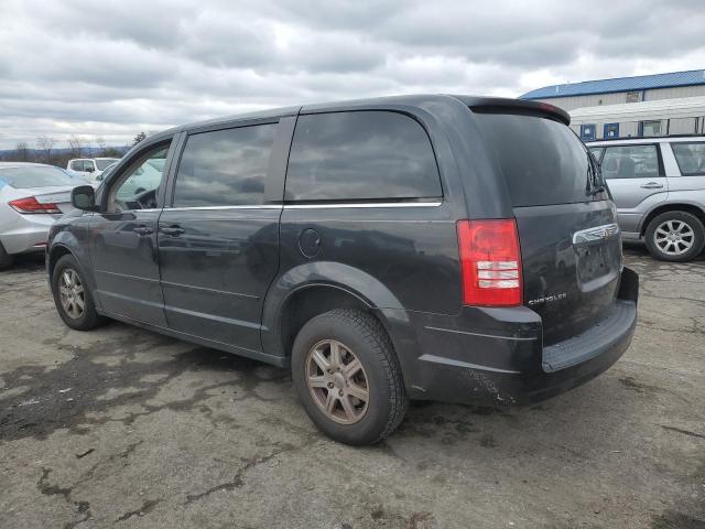 Photo 2 from auction – 2010 CHRYSLER TOWN & COU with VIN 2A4RR2D12AR456448