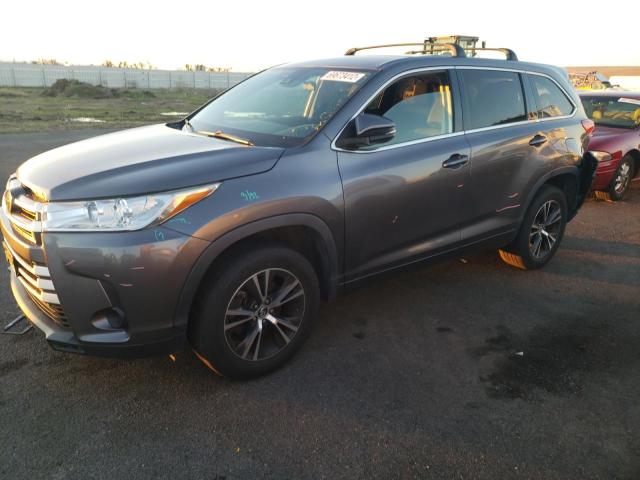 TOYOTA HIGHLANDER 2018 with VIN 5TDZARFH1JS040155 - Photo from auction