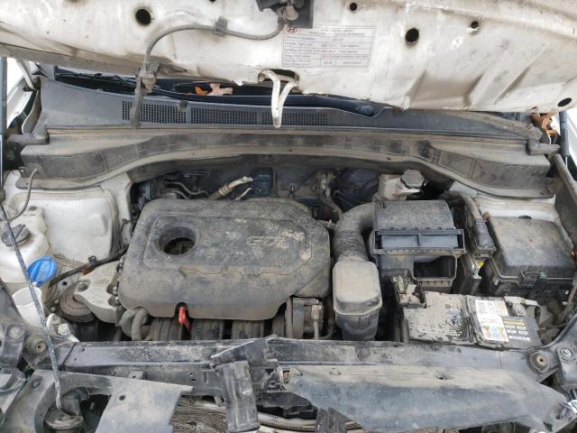 Photo 12 from auction – 2017 HYUNDAI SANTA FE S with VIN 5NMZU3LBXHH030550