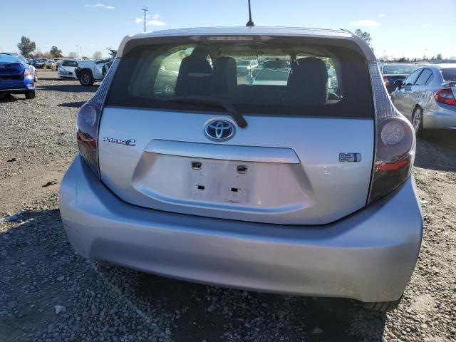 Photo 6 from auction – 2013 TOYOTA PRIUS C with VIN JTDKDTB39D1051762