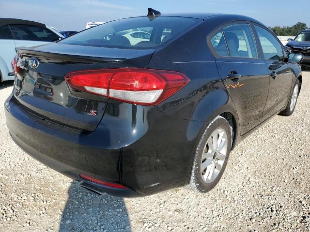 Photo 3 from auction – 2017 KIA FORTE LX with VIN 3KPFL4A78HE106462