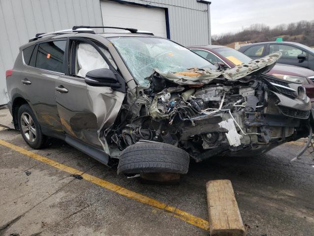 Photo 4 from auction – 2015 TOYOTA RAV4 XLE with VIN JTMRFREV8FD143598