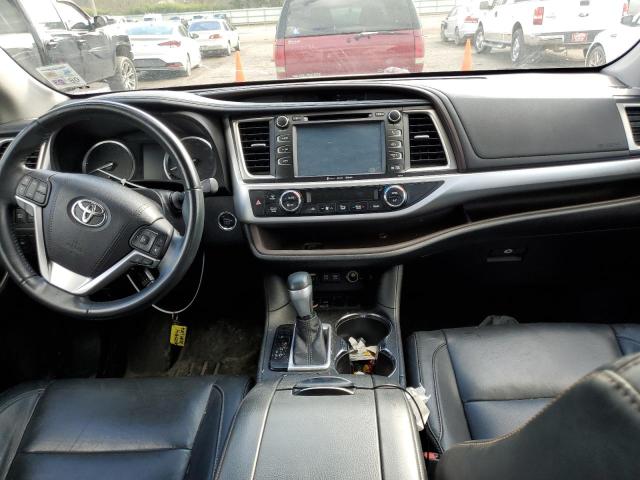Photo 8 from auction – 2017 TOYOTA HIGHLANDER with VIN 5TDKZRFH4HS514619