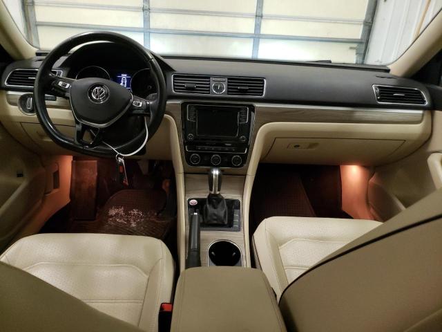 Photo 8 from auction – 2016 VOLKSWAGEN PASSAT SE with VIN 1VWBS7A30GC064906