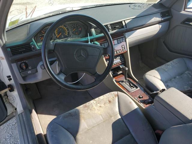 Photo 8 from auction – 1995 MERCEDES-BENZ E 320 with VIN WDBEA66E5SC172906